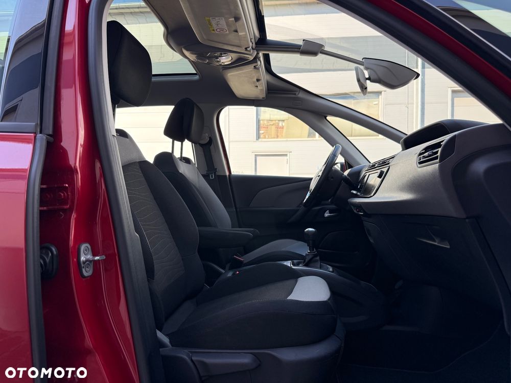 Citroën C4 Picasso 1.2 PureTech Shine S&S - 23