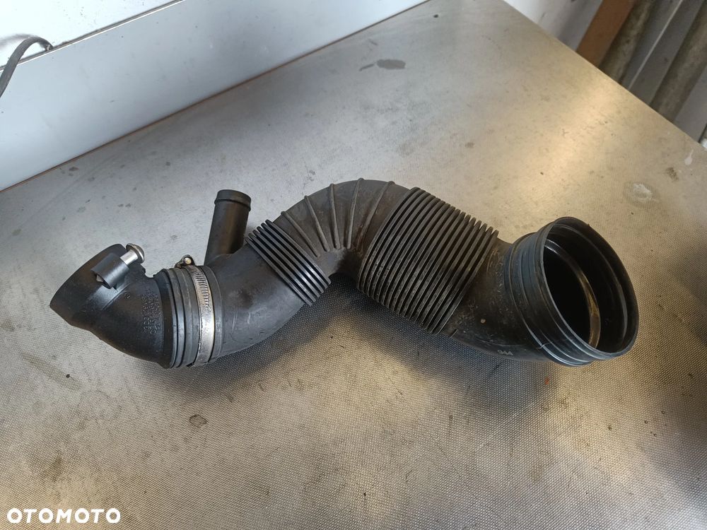 Rura dolot powietrza turbiny 2.0 TDI Skoda Superb 2 Octavia Seat VW Passat Tiguan Audi 3C0129635 - 1