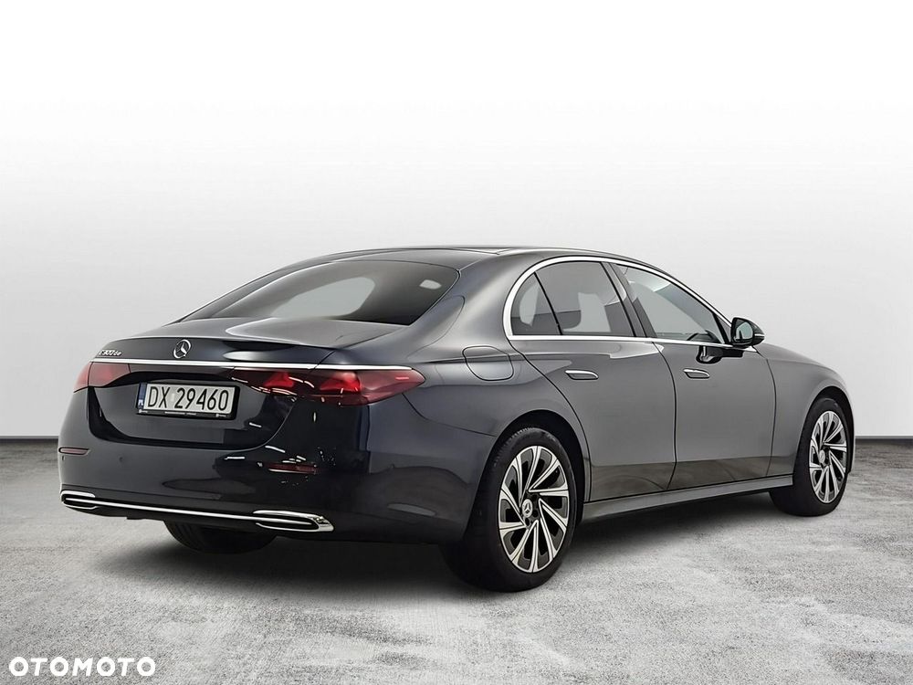 Mercedes-Benz Klasa E 220 d 9G-TRONIC Edition AVANTGARDE - 6