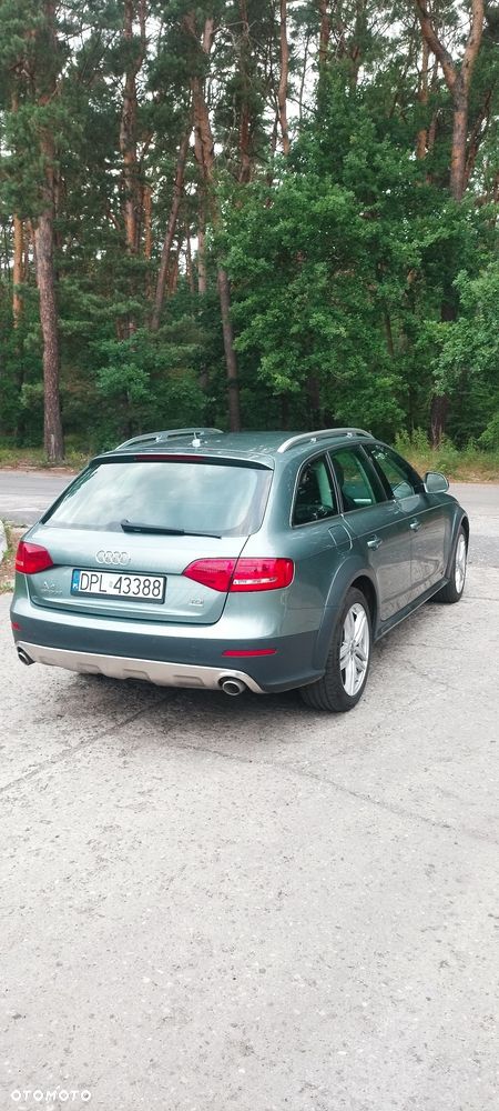 Audi A4 Allroad - 4