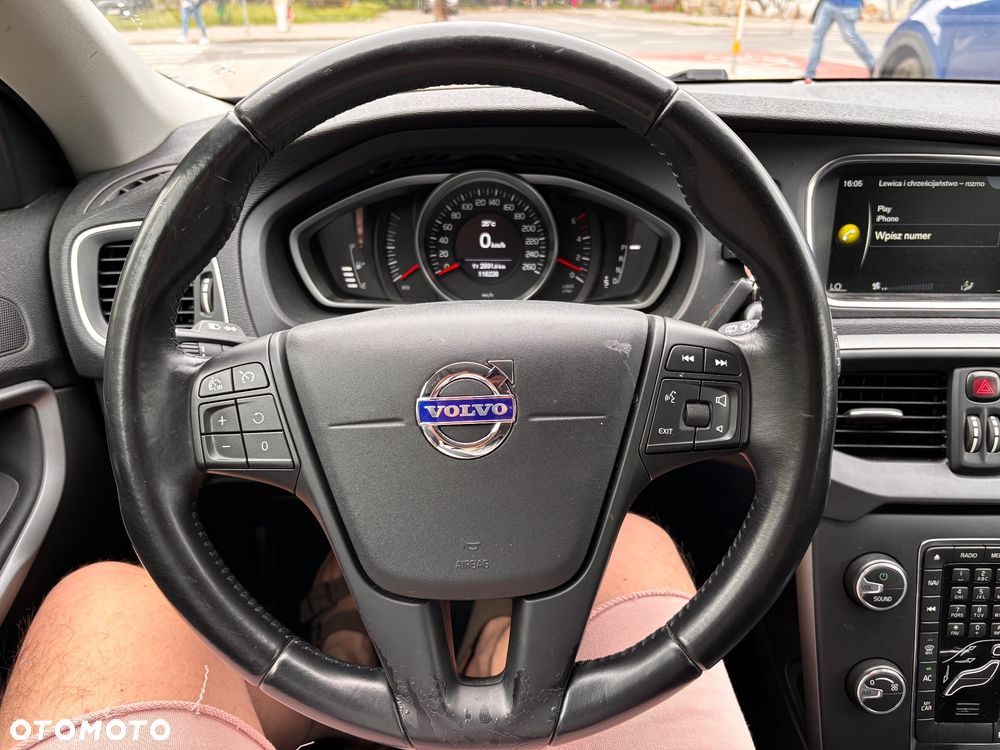Volvo V40 D2 Kinetic - 6