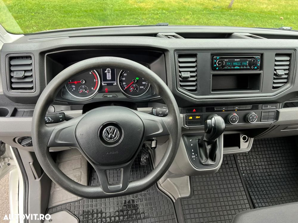 Volkswagen Crafter Furgon L4H3 - 17