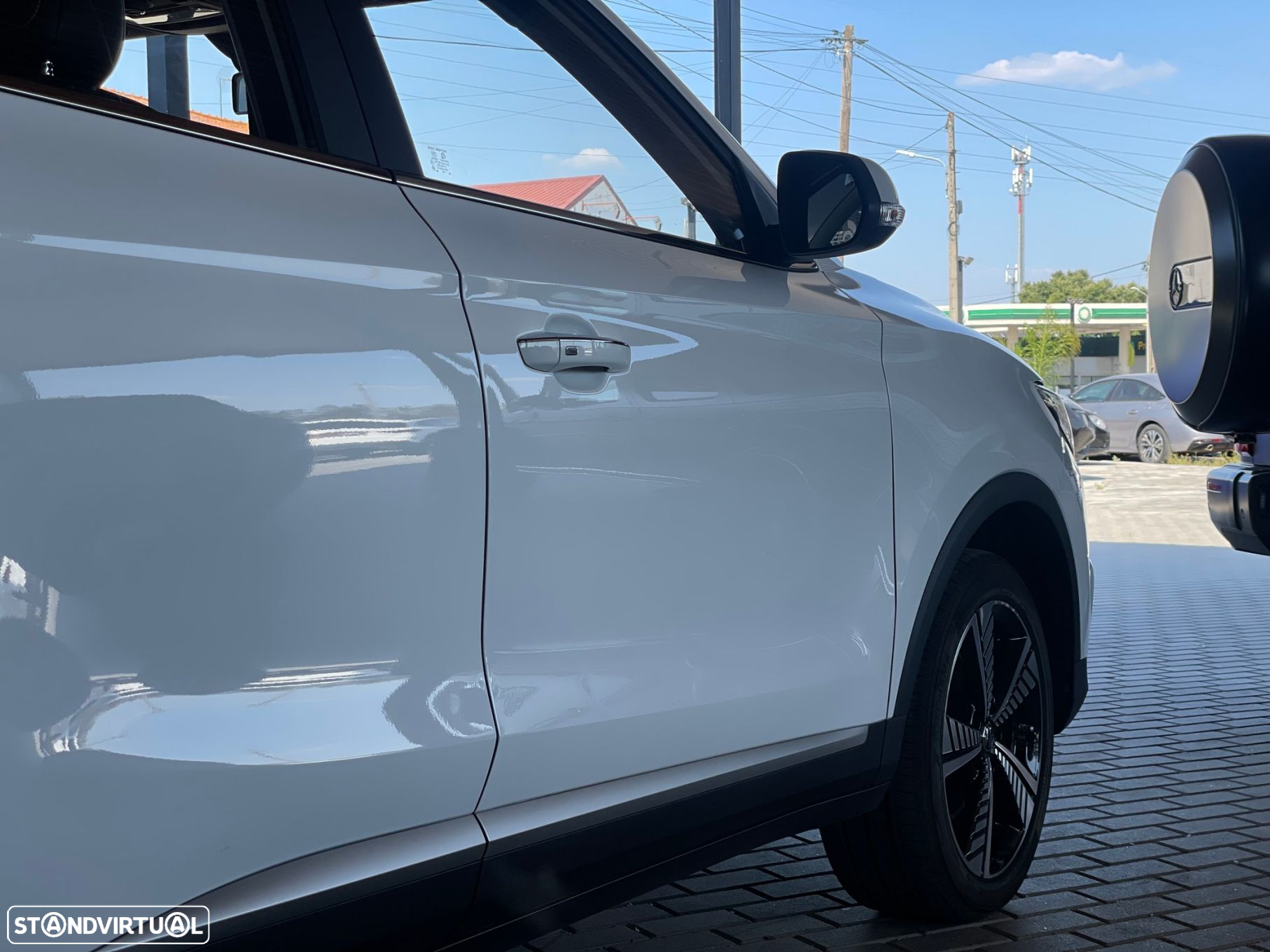 MG ZS EV Luxury - 11