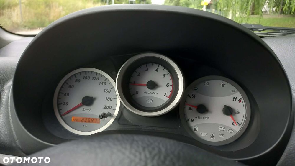 Toyota RAV4 2.0 D-4D 4x4 - 5