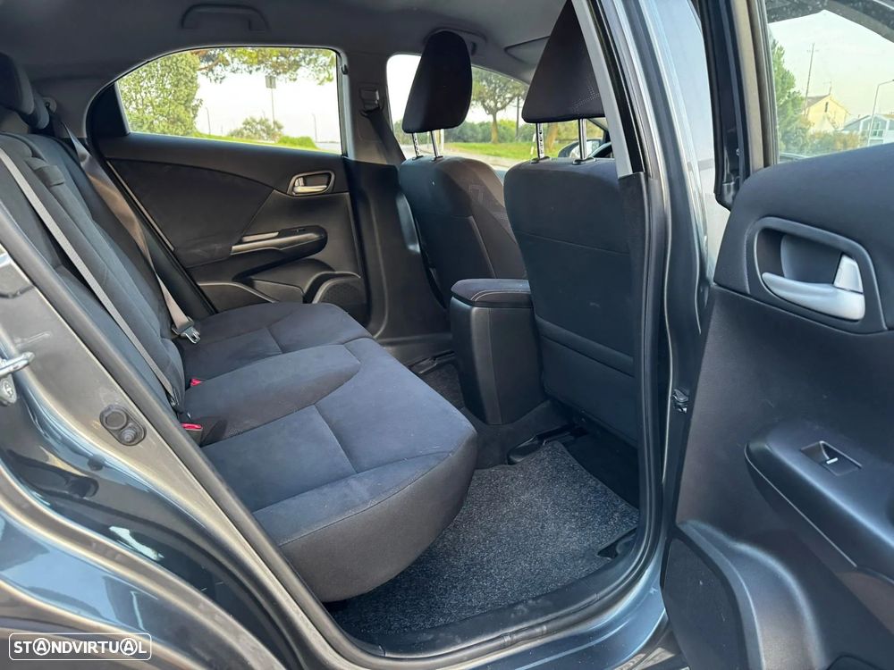 Honda Civic 1.6 i-DTEC Comfort - 12