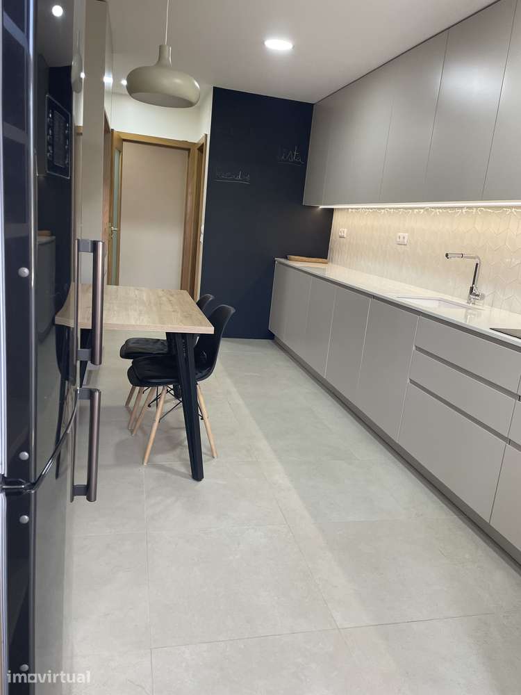 Arrendo apartamento T2 renovado - Grande imagem: 5/38