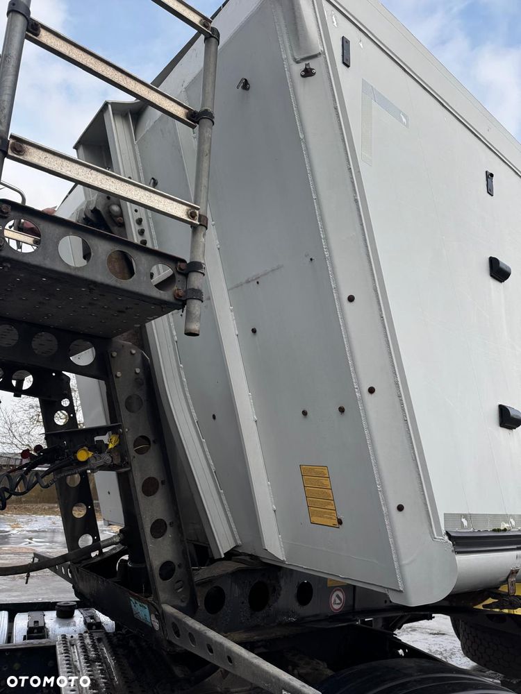 Schmitz Cargobull - 11