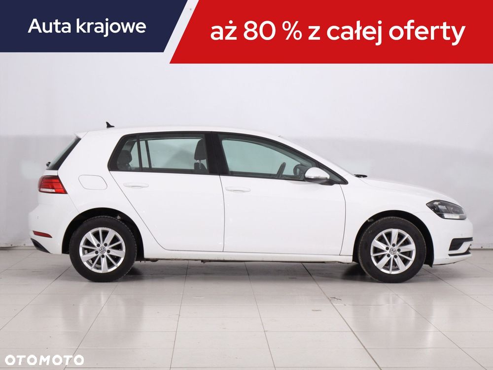 Volkswagen Golf - 8