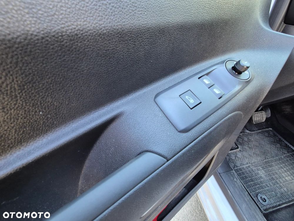 Citroën BERLINGO - 20