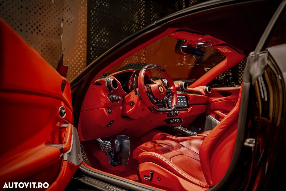Ferrari Portofino - 16
