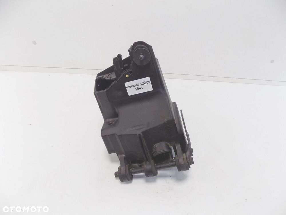 DUCATI MONSTER 1200 S 18-21 SKRZYNKA ELEKTRYKI - 1