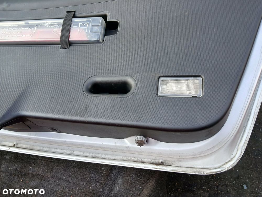 BMW E46 Compact klapa bagażnika titansilber metallic - 9