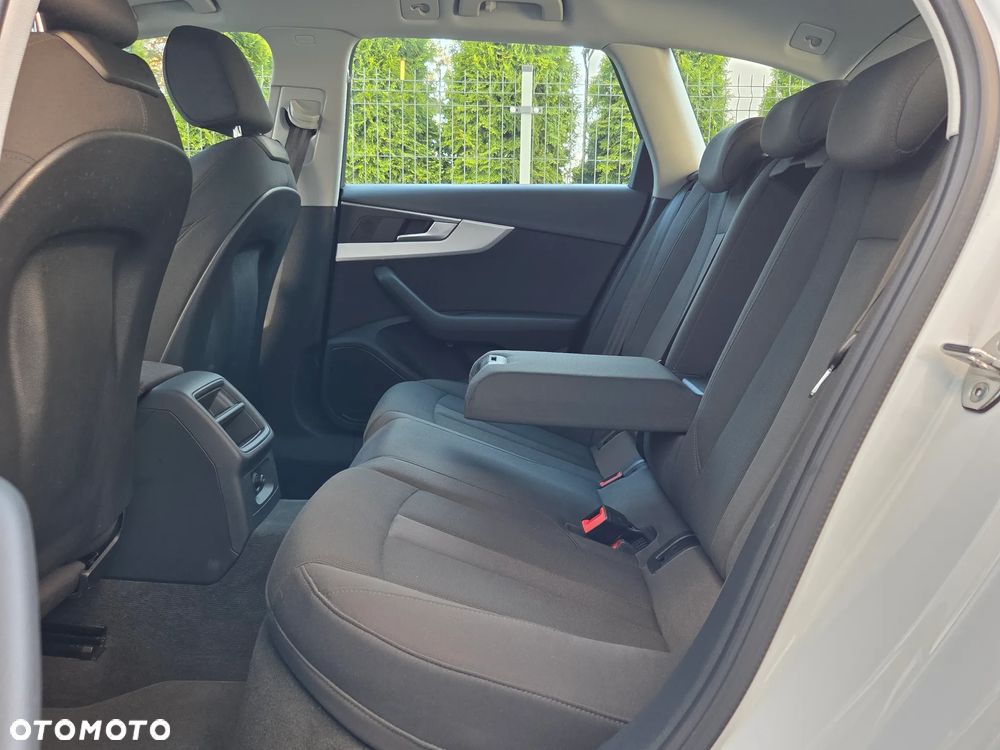 Audi A4 Avant 40 TDI S tronic sport - 36