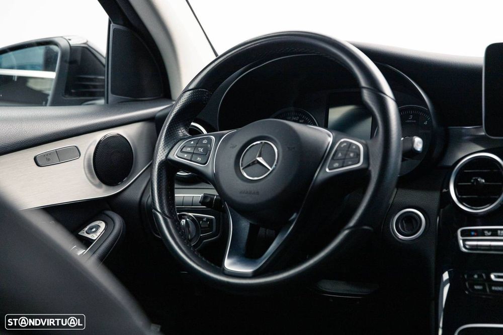 Mercedes-Benz GLC 220 d 4Matic 9G-TRONIC Exclusive - 24