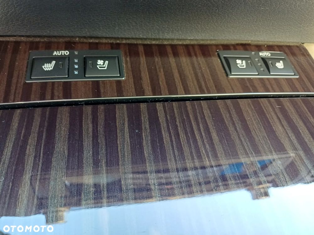 Lexus GS 200t / 300 Elegance - 17