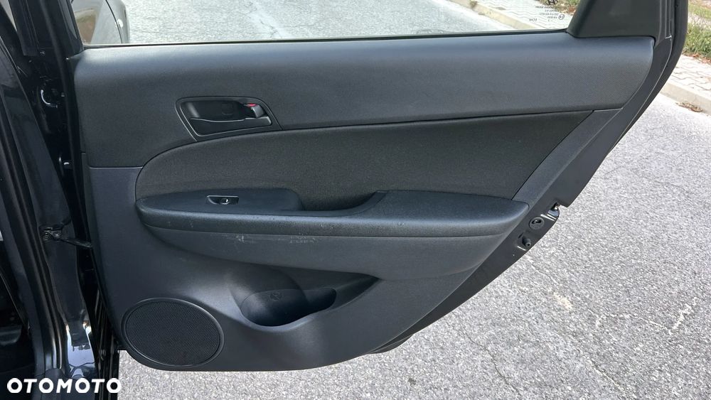 Hyundai i30 i30cw 1.4 blue Comfort - 30