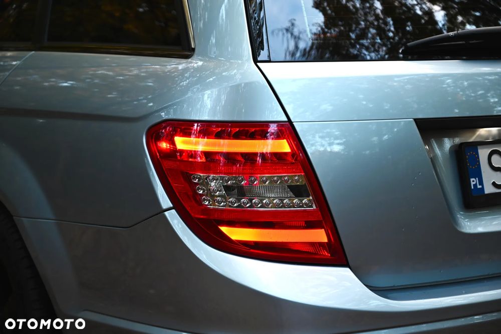 Mercedes-Benz Klasa C - 36