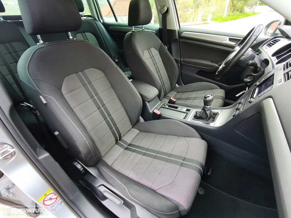VW Golf Variant 1.6 TDi Sportline - 6