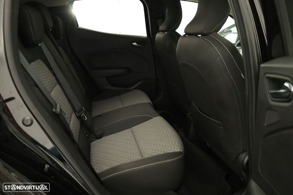 Renault Clio 1.0 TCe Evolution - 22