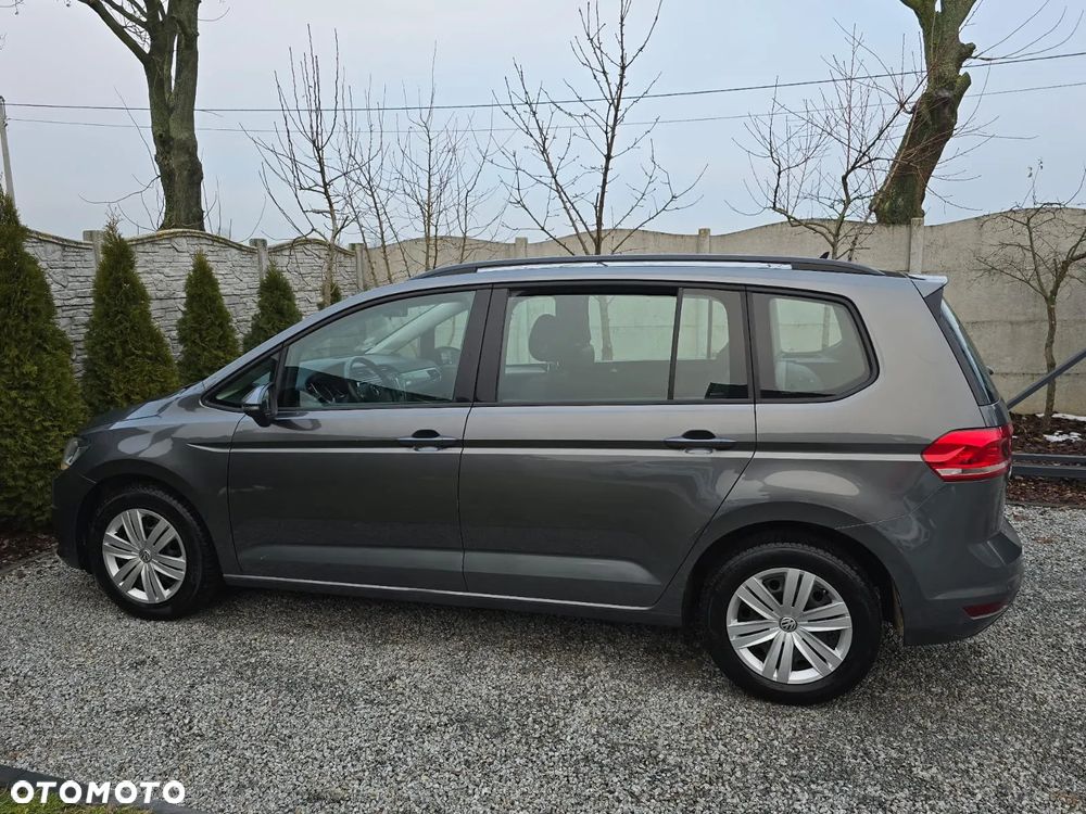 Volkswagen Touran - 7