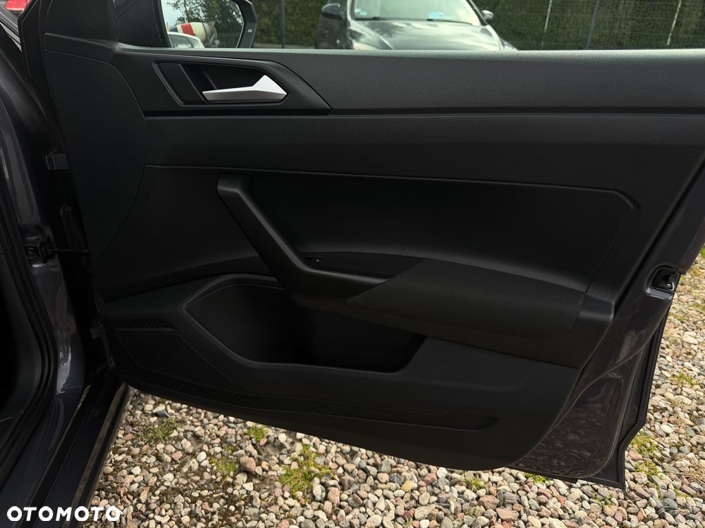 Volkswagen Polo 1.0 MPI Special Edition - 21