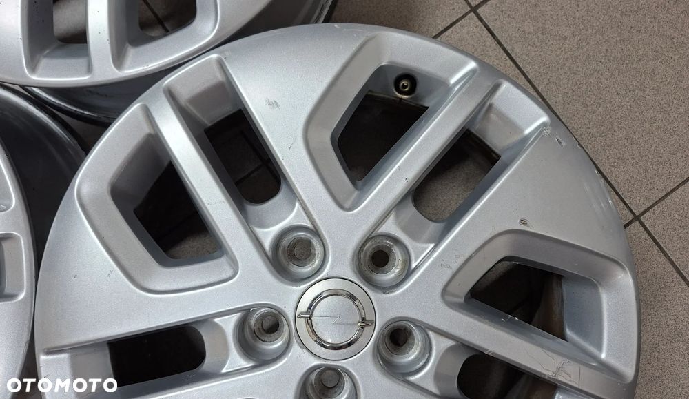 Felgi Aluminiowe 17 Renault Trafic III Opel Vivaro B 5x114.3 ET 50 - 7