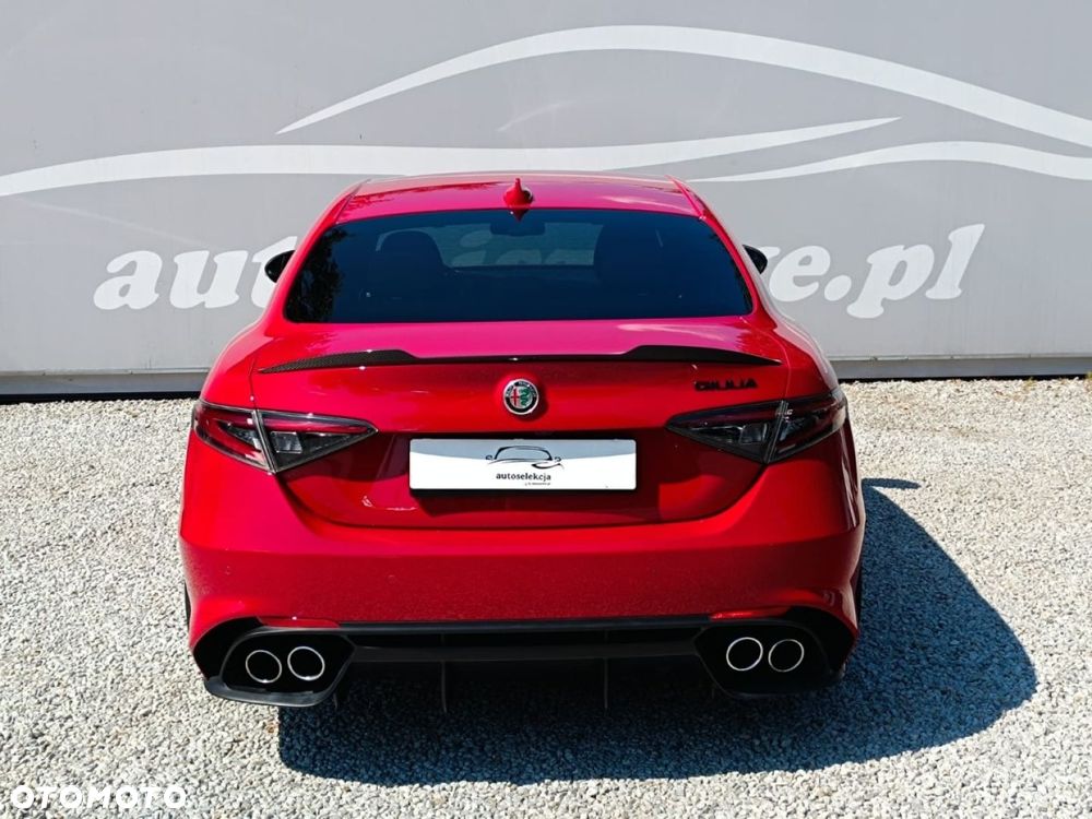 Alfa Romeo Giulia - 15