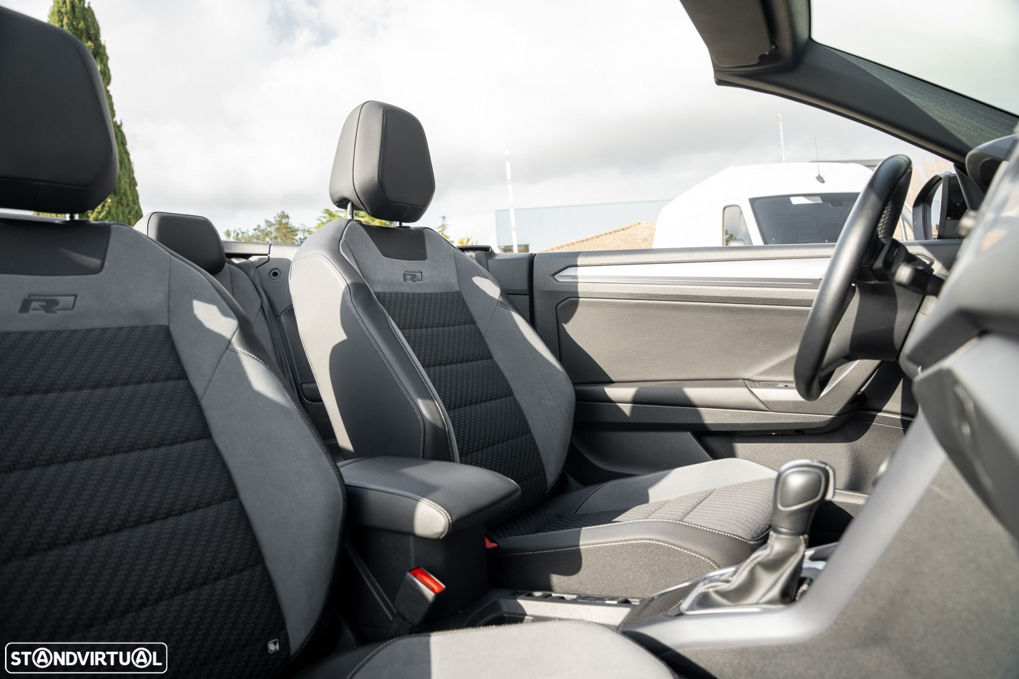 VW T-Roc Cabrio 1.5 TSI R-Line DSG - 27
