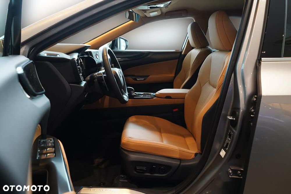 Lexus NX 450h+ Prestige AWD - 11
