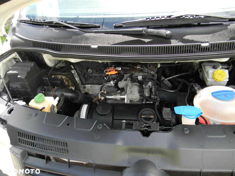Volkswagen Transporter - 3