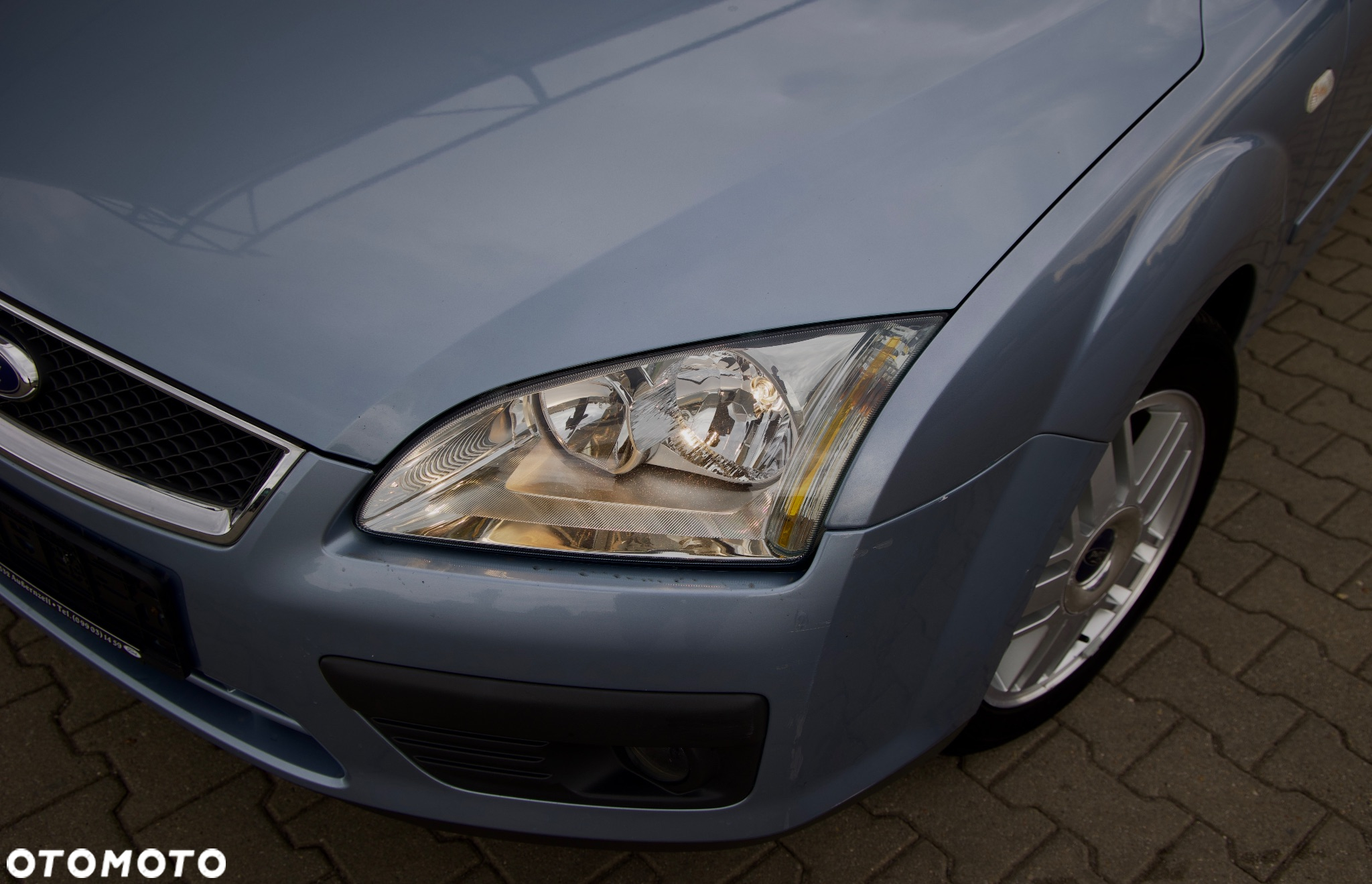 Ford Focus 1.6 Ghia - 11
