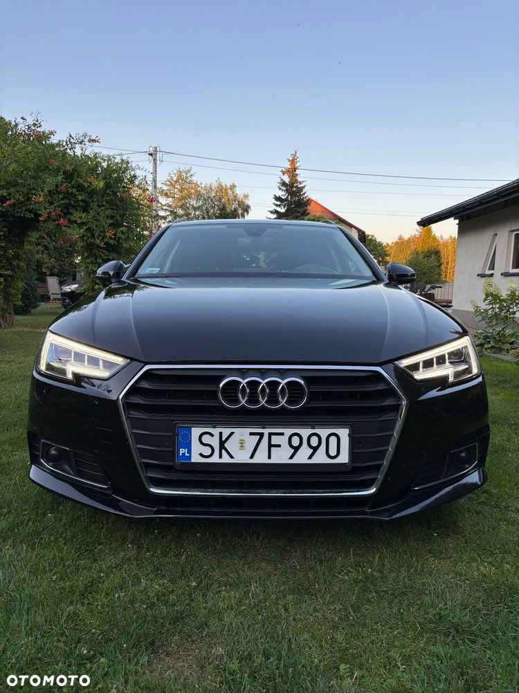 Audi A4 Avant 2.0 TDI S tronic - 1