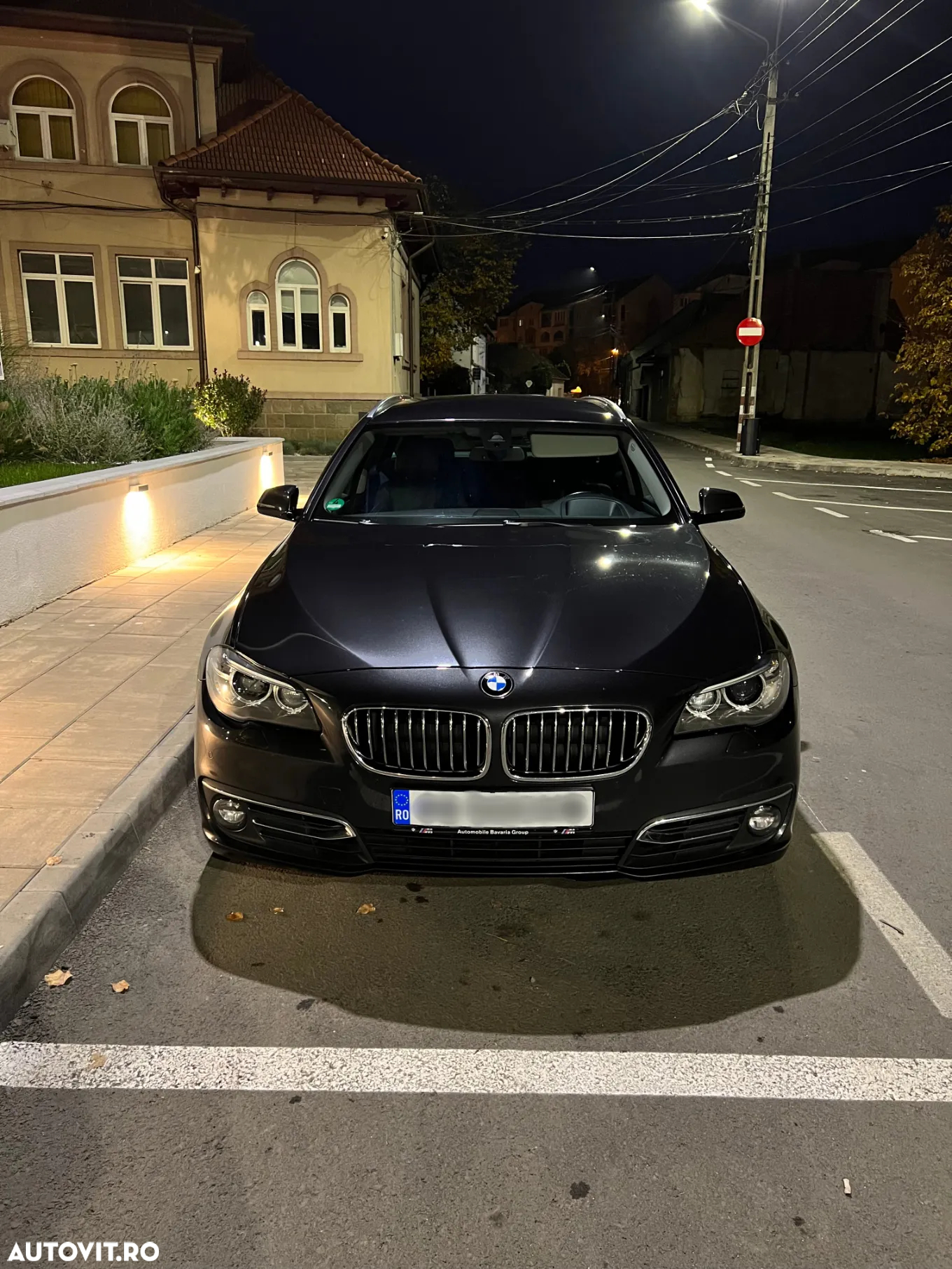BMW Seria 5 525d Touring Aut. Luxury Line - 4