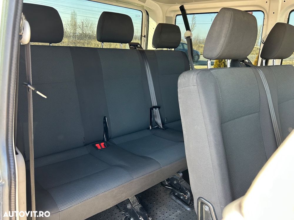 Volkswagen Transporter - 23