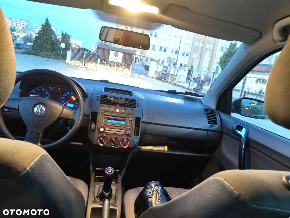 Volkswagen Polo - 3