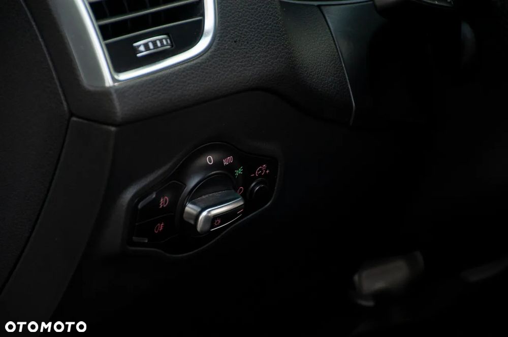 Audi Q5 2.0 TDI quattro design - 38