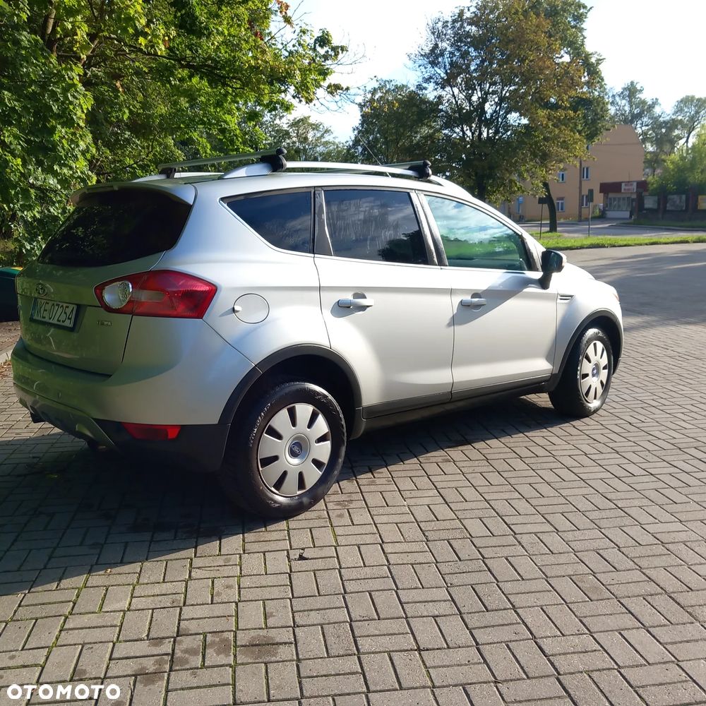 Ford Kuga 2.0 TDCi 2x4 Trend - 10