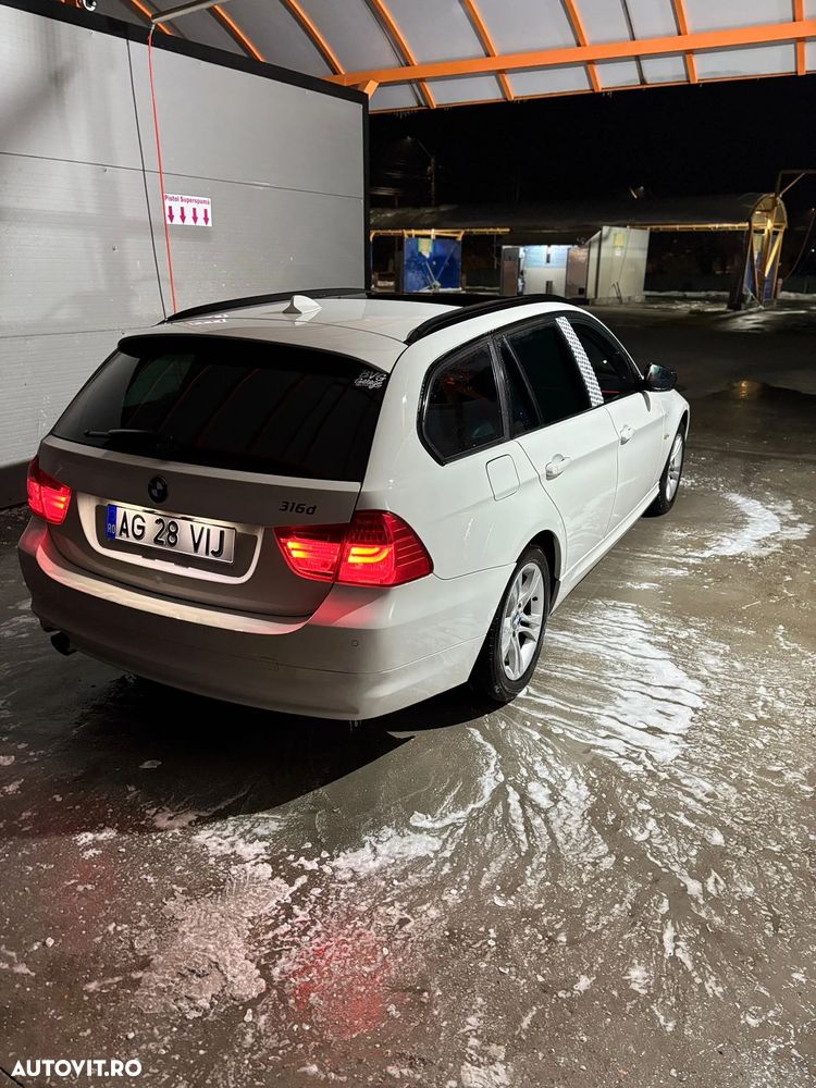 BMW Seria 3 320d xDrive - 3