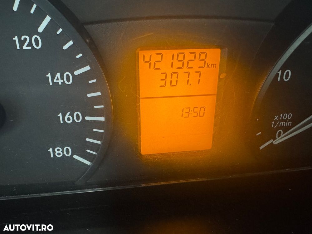 Mercedes-Benz Sprinter - 8