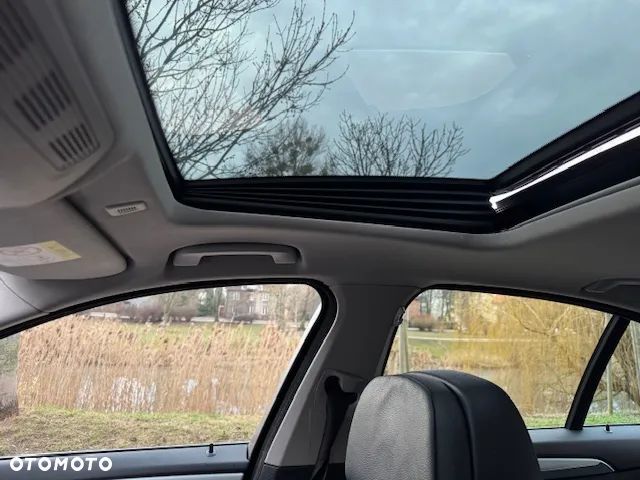 BMW Seria 5 520d xDrive Luxury Line - 5