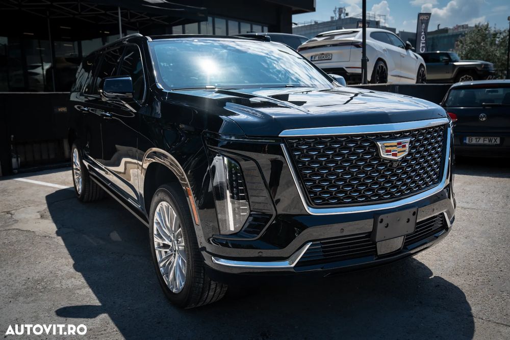 Cadillac Escalade - 4