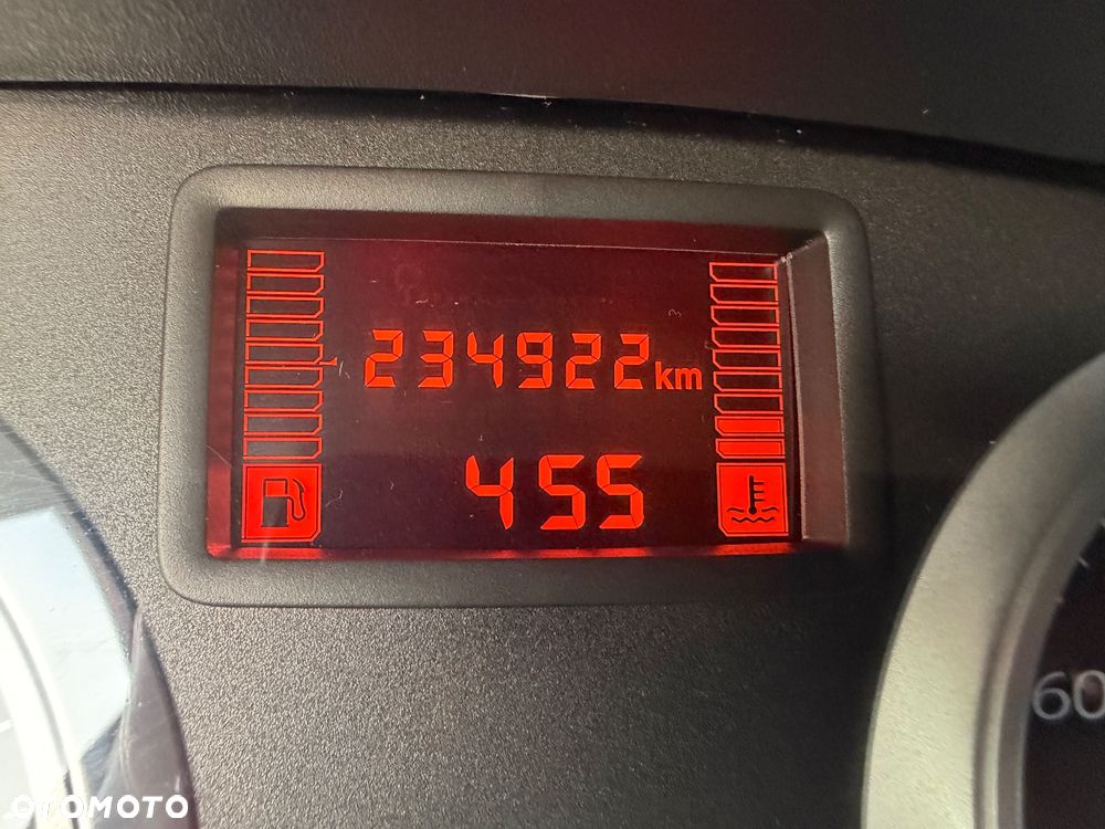 Dacia Duster 1.6 16V 4x2 Essentiel - 33