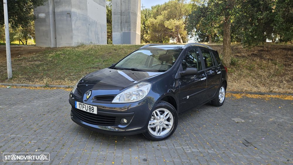 Renault Clio Sport Tourer - 10