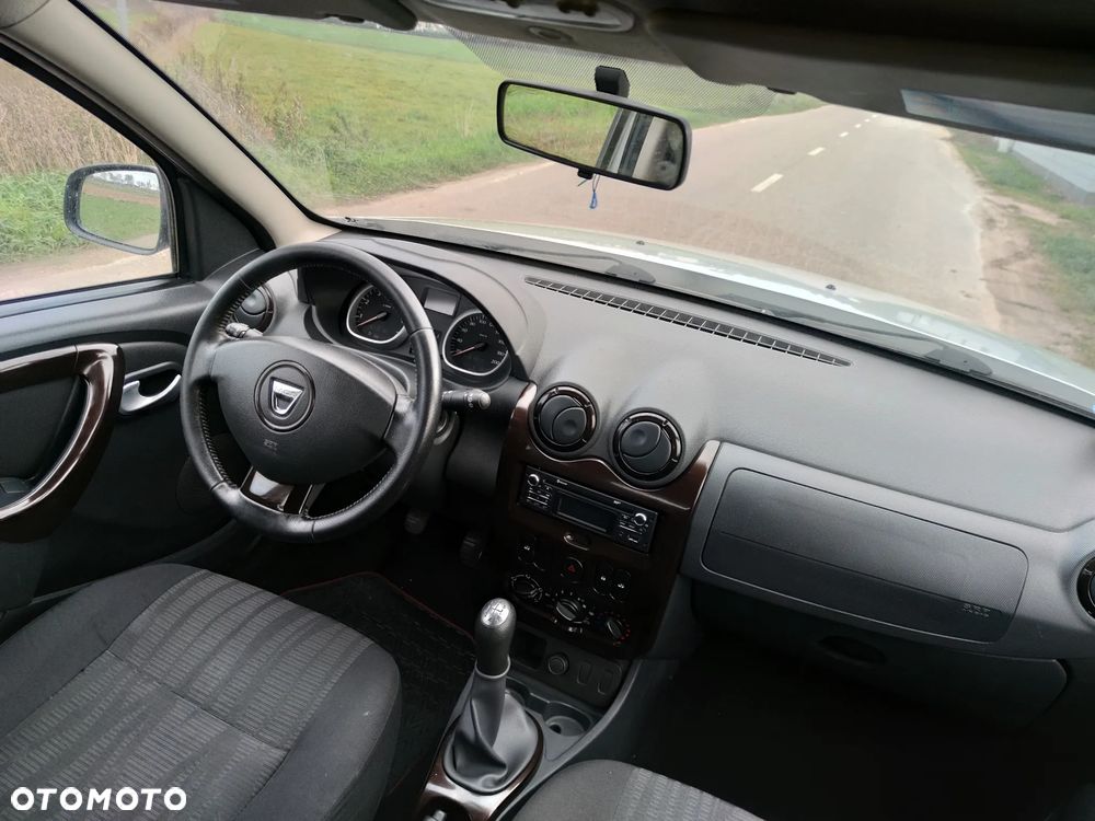 Dacia Duster 1.6 Ambiance Eco - 11