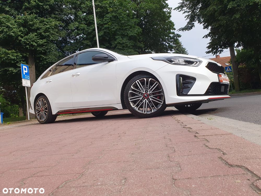 Kia ProCeed 1.6 T-GDI GT - 40