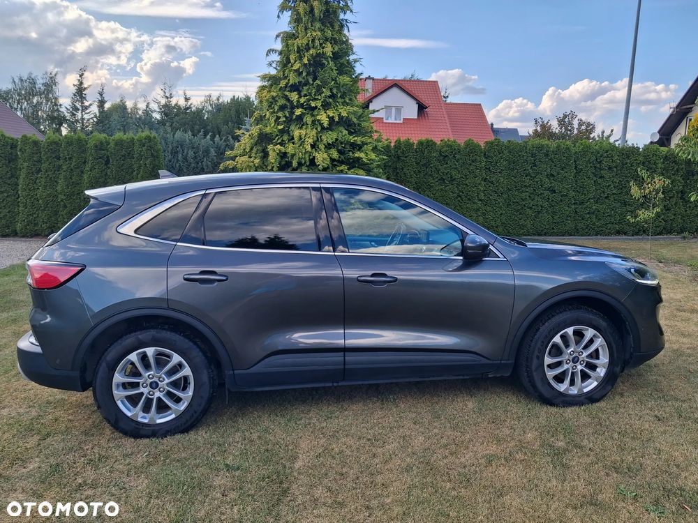 Ford Kuga - 13