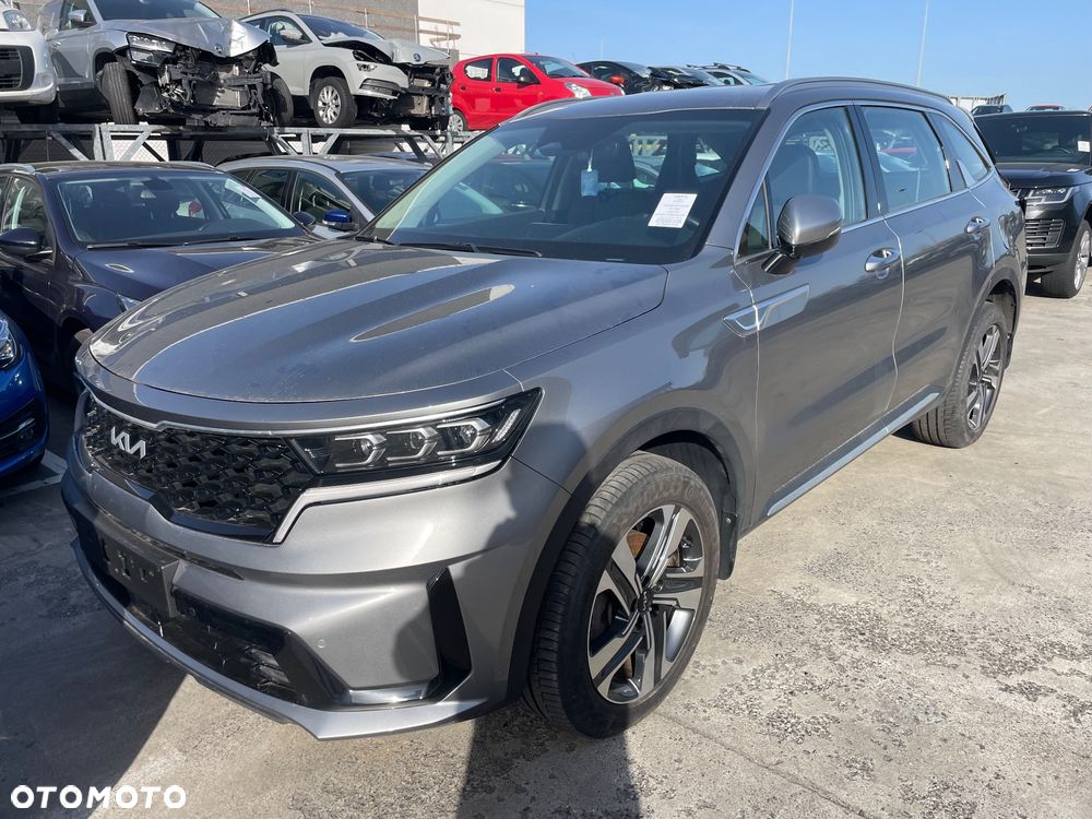Kia Sorento - 4