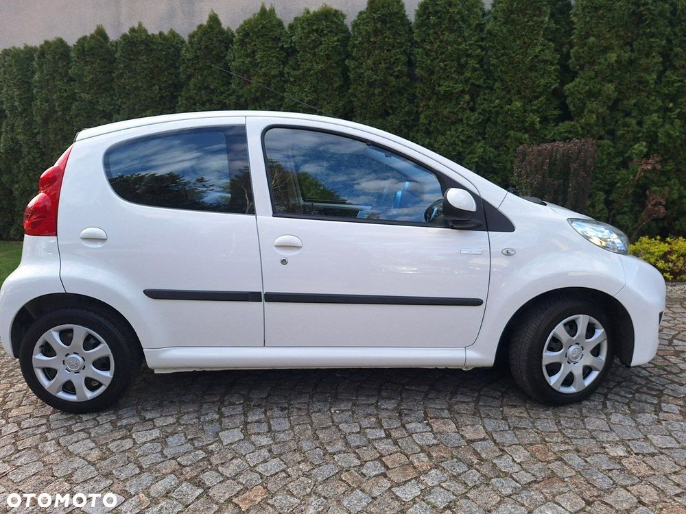 Peugeot 107 70 Millesim 200 - 6