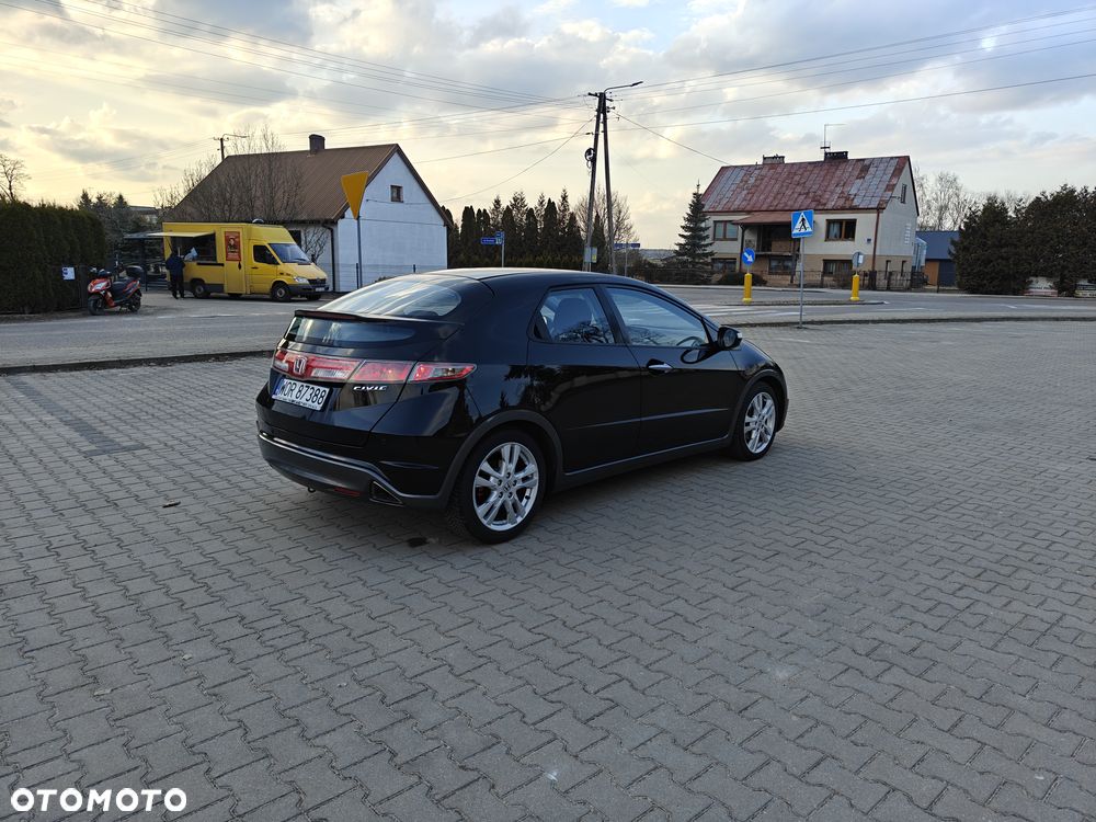 Honda Civic 1.8 Sport - 3