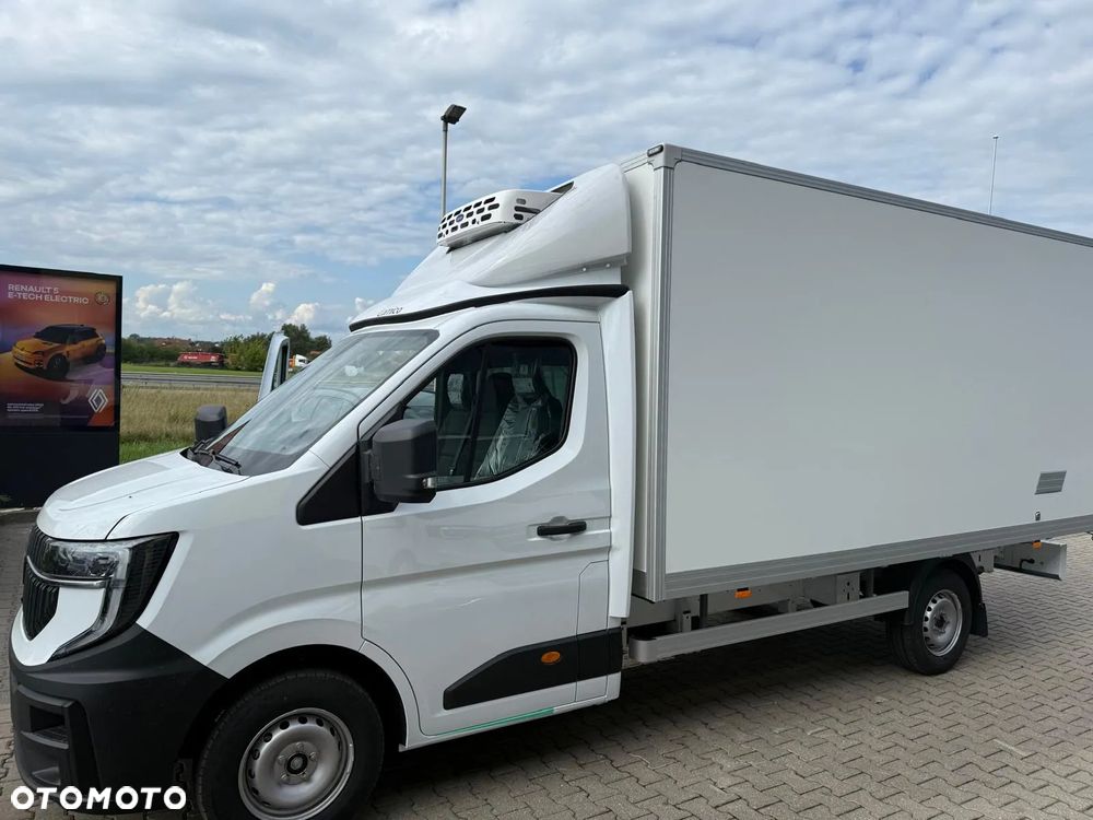 Renault Nowy Master - 1